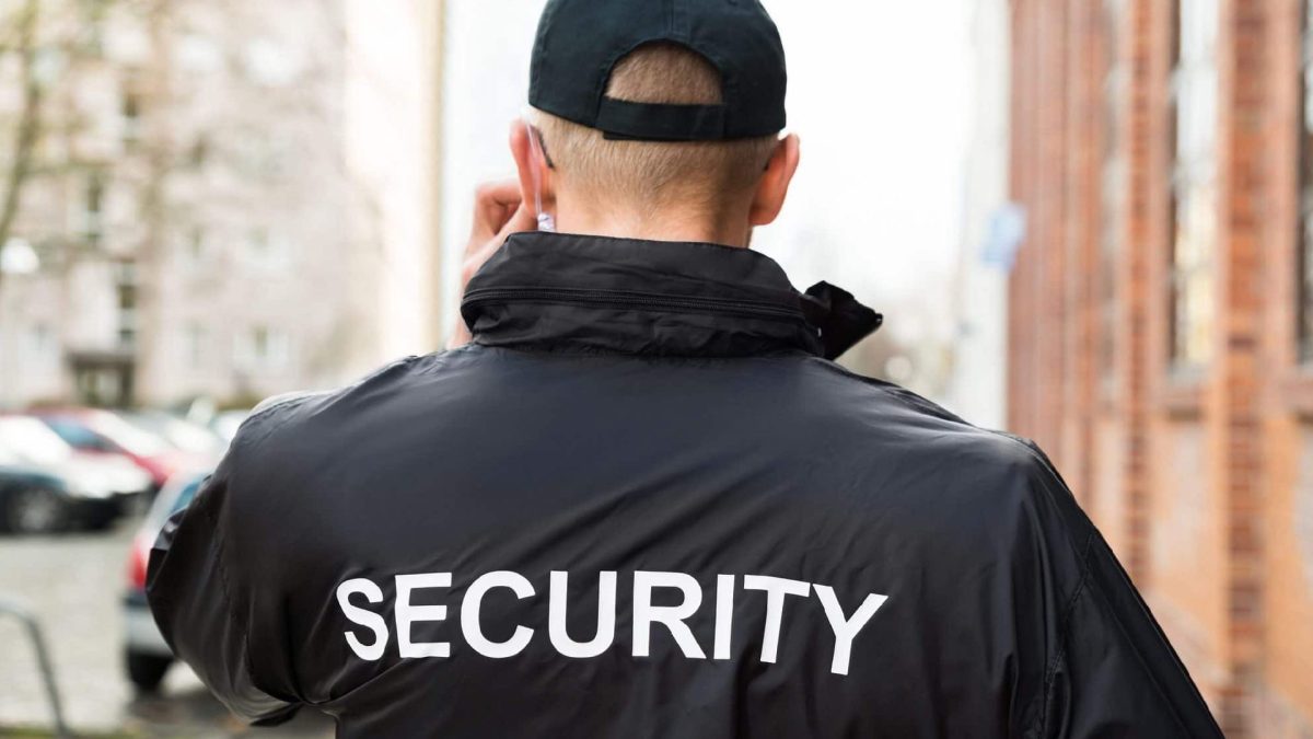 Security Guard In Dubai, Uae: Skills, Requirements & Salary